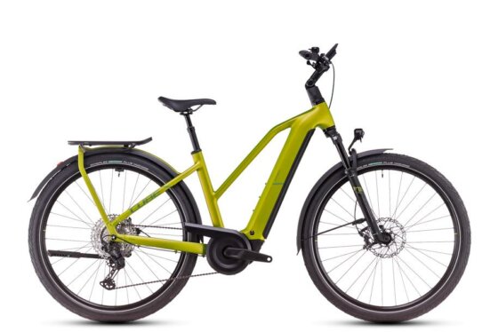Cube Kathmandu Hybrid EXC 800
